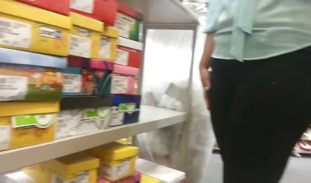 Гарячі підлітків вниз великі красиві порно ролики дивитися безкоштовно цицьки і тверді соски анал
